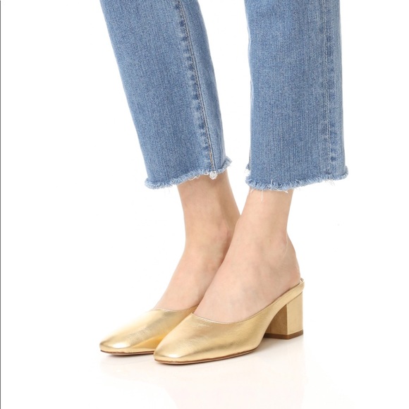 Club Monaco Shoes - Club Monaco Gold Delmara Pump
